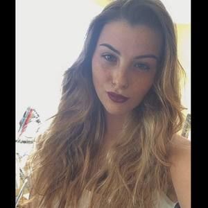 Meet your Posher, Leah